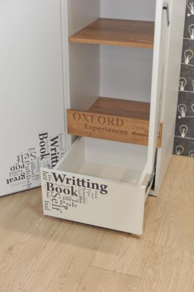 Шкаф для белья «Оксфорд» (Ривьера/Белый с рисунком) в Саргатском - sargatskoe.katalogmebeli.com | фото 4
